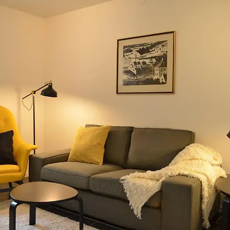 Apartmán Central, Practical, Free Parking. Ls101 *